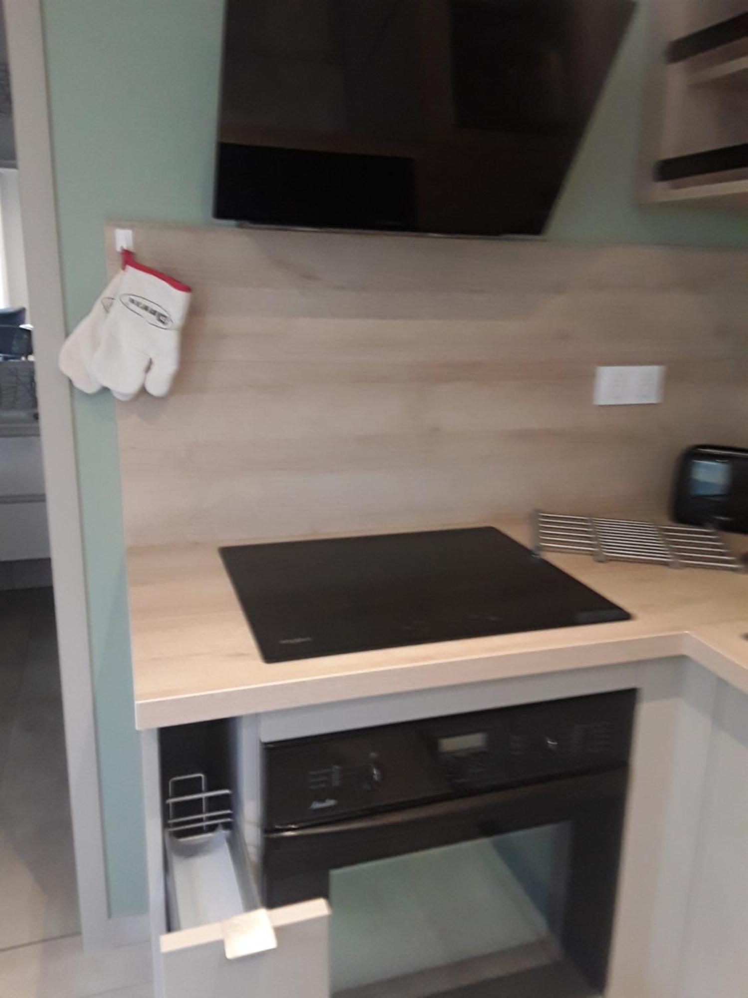 Studio Des Pres Фужер Экстерьер фото