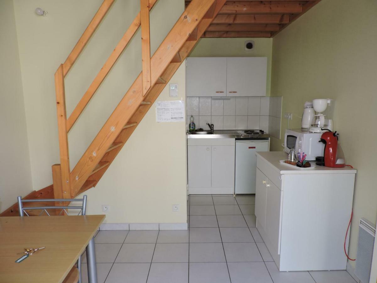 Studio Des Pres Фужер Экстерьер фото
